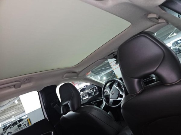 Tirane, shitet makine Volvo Nafte, e bardhë automatik Klima 107.000 km 15.500 €