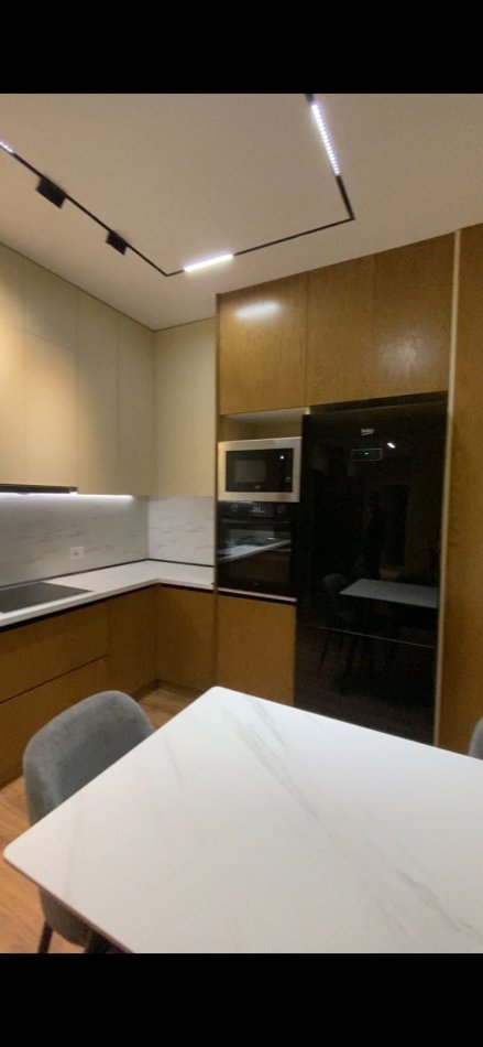 Tirane, jepet me qera apartament 2+1+Ballkon Kati 3, 100 m² 500 € (Unaza e Re, Paskuqan)