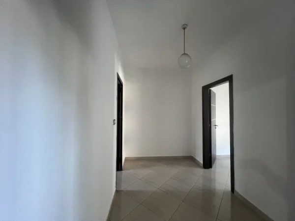QIRA APARTAMENT 1+1 NE ALLIAS - 0694763092