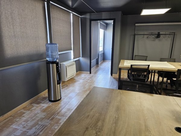 Tirane, shitet apartament+verande | Penthouse 2+1+Aneks+Ballkon Kati 12, 277 m² 900.000 € (Sheshi Nene Tereza)