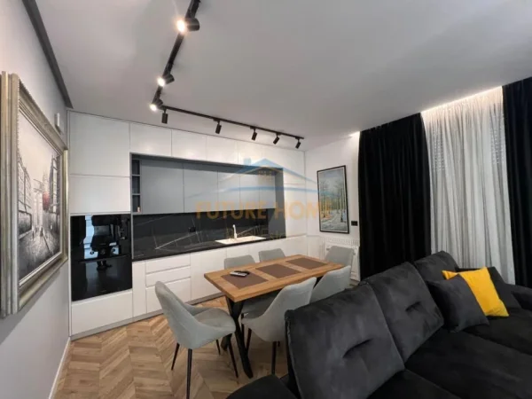 Tirane, jepet me qera apartament 2+1+Ballkon Kati 3, 97 m² 1.500 € 
