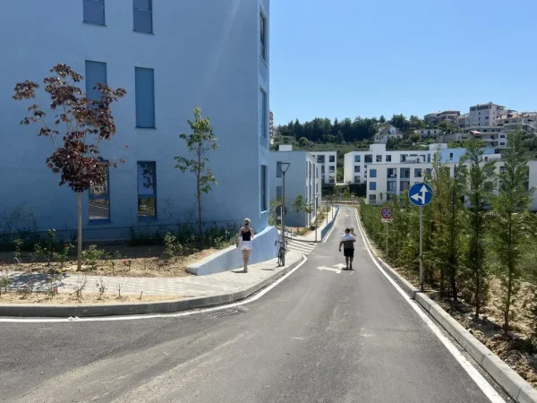 Tirane, shitet apartament 1+1 Kati 3, 59 m² 92.001 € (Dali Topi)