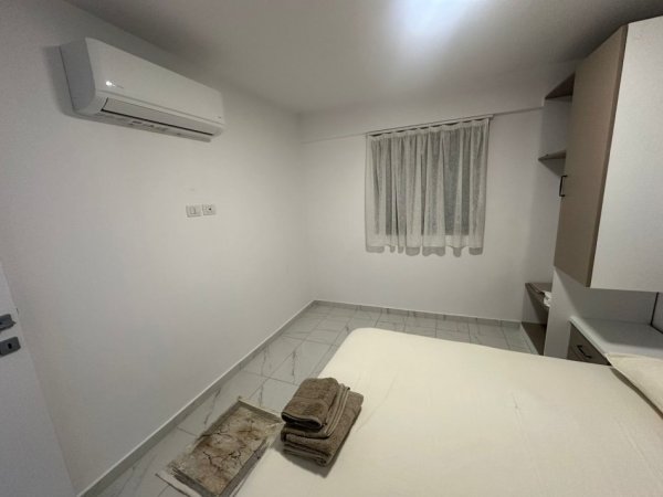 Vlore, jepet me qera apartament duplex 2+1 Kati 0, 78 m² 450 € (Rruga e Cipajve, Vlore)
