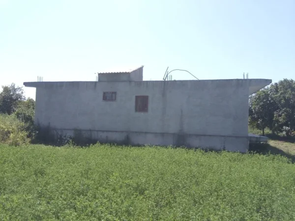 FUSHE MAMURRAS, shes shtepi 1 Katshe 159m2 Plus 5 dylym toke.95.000 € ME CERTIFIKATE PRONESIE (Rruga e Adriatikut, Fushe Mamurras)