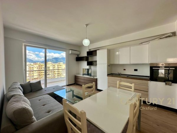 Tirane, jepet me qera apartament 1+1 Kati 7, 98 m² 420 € (Rr. Sokrat Miho)