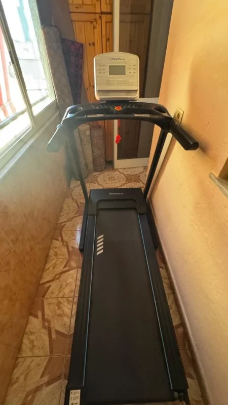 Tirane, shes Pajisje sportive 1.200 €