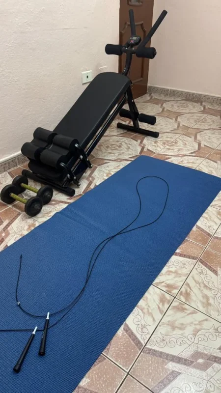 Tirane, shes Pajisje sportive 1.200 €