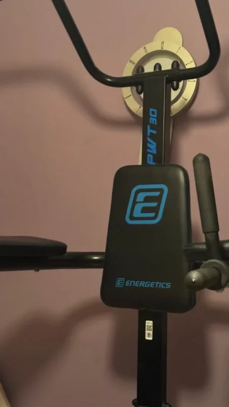 Tirane, shes Pajisje sportive 1.200 €