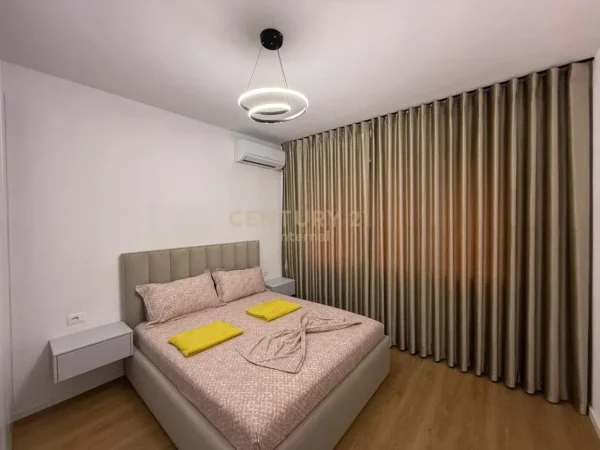 Tirane, jepet me qera apartament 1+1 , 60 m² 600 € (Kodra e Diellit)