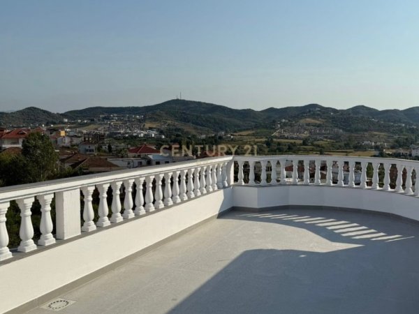 Tirane, jepet me qera Vile 3 Katshe Kati 1, 250 m² 1.200 € (Sauk i Ri)