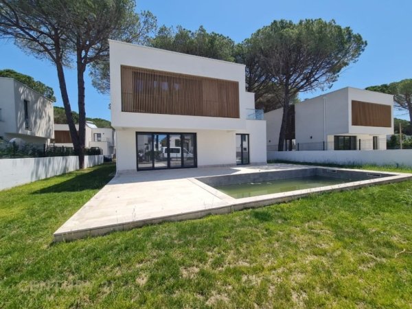 Durres, shitet Vile 1 Katshe Kati 1, 804 m² 1.100.000 € (Gjiri i Lalzit , San Pietro Residence)