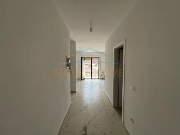 Tirane, jepet me qera apartament 1+1 Kati 3, 71 m² 40.000 Leke, Shkolla e Baletit