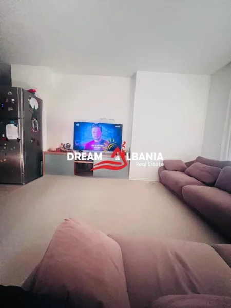 Tirane, shitet apartament 2+1 Kati 3, 105 m² 179.000 € (te 5 Maji prane shkolles Tirana Jone)