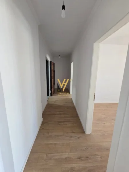 Tirane, shitet apartament 2+1+Ballkon Kati 5, 55 m² 128.000 € (DON BOSKO)