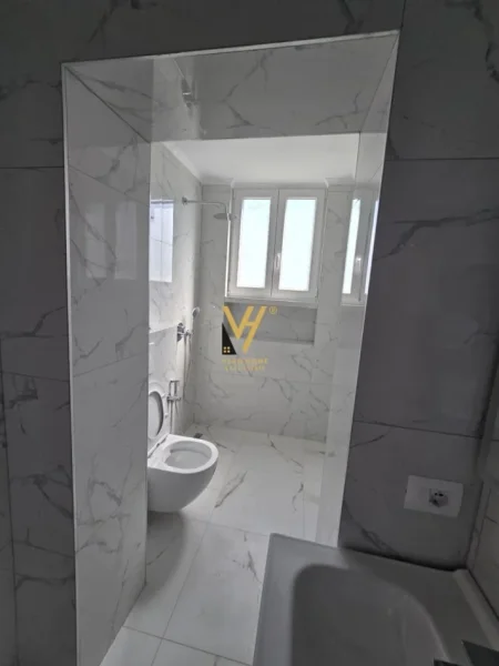 Tirane, shitet apartament 2+1+Ballkon Kati 5, 55 m² 128.000 € (DON BOSKO)