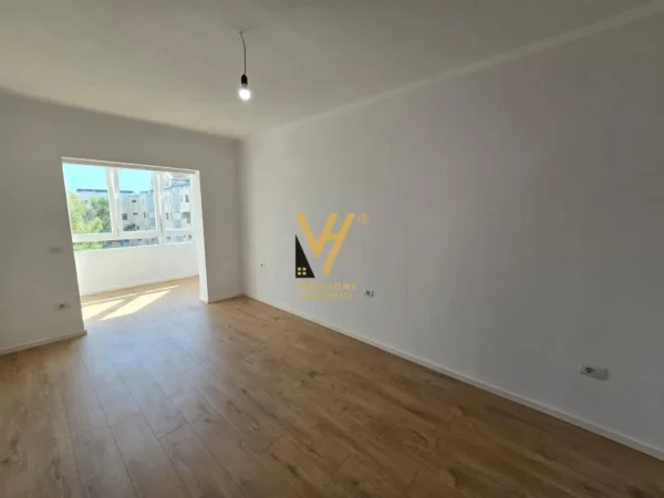 Tirane, shitet garsonier Kati 5, 28 m² 68.000 € (DON BOSKO)