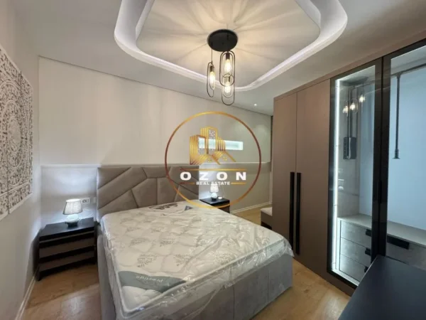 Tirane, shitet apartament 2+1+Ballkon Kati 13, 105 m² 265.000 € (Kompleksi Panorama)