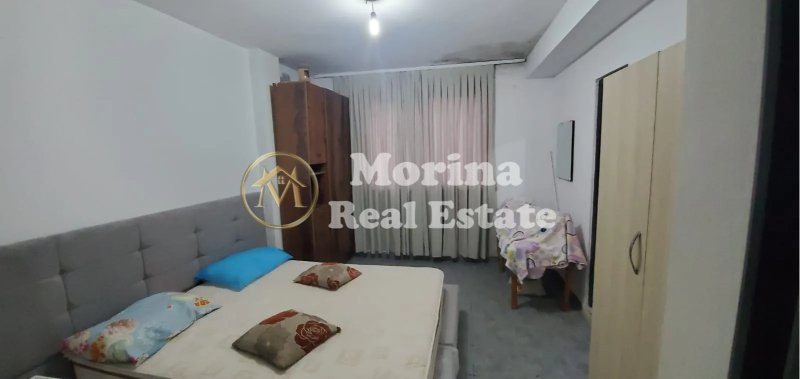 Tirane, jepet me qera apartament 1+1 Kati 5, 65 m² 400 € (Brryli)