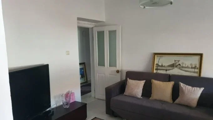 Tirane, jap me qera apartament 1+1+Ballkon Kati 3, 60 m² 500 € 