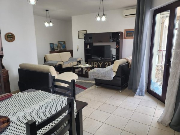 Tirane, jepet me qera apartament 2+1 Kati 3, 120 m² 600 € (Prane Fondacionit Eleonore)