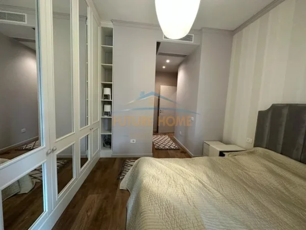 Tirane, jepet me qera apartament 2+1 Kati 4, 122 m² 1.300 € (Kompleksi Delijorgji)
