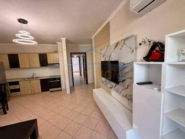 Tirane, shitet apartament 2+1+Ballkon Kati 7, 98 m² 125.000 € (PRANE VILES L)