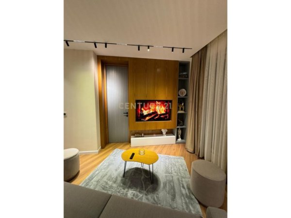 Tirane, shitet apartament 2+1 Kati 6, 72 m² 260.000 € (Kopshti Botanik)