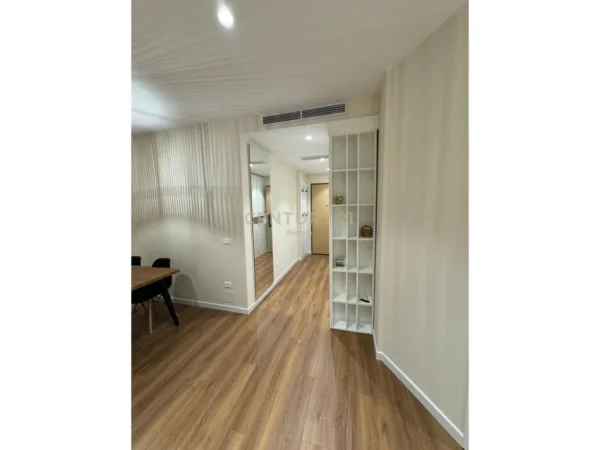 Tirane, shitet apartament 2+1 Kati 6, 72 m² 260.000 € (Kopshti Botanik)