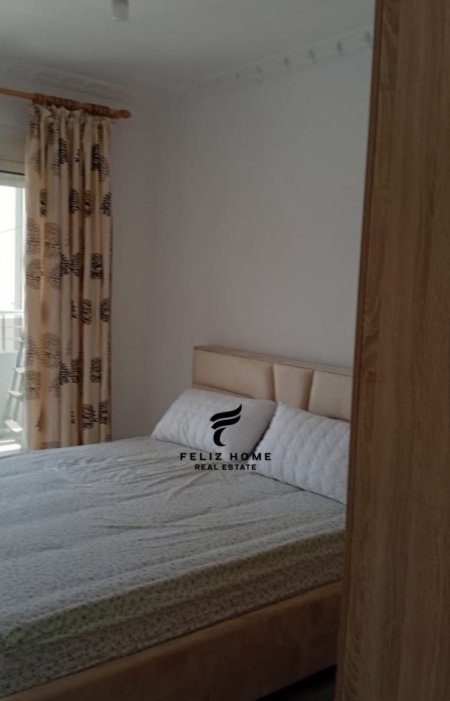 Tirane, jepet me qera apartament 1+1 Kati 6, 70 m² 350 € (PRANE BAR ARTISTIT)
