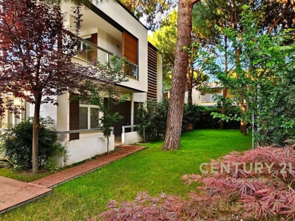 Durres, shitet apartament duplex Dublex Kati 2, 307 m² 750.000 € (Lura 1)