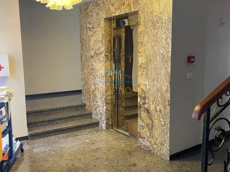 Qera, Hotel, Pazari i Ri, Tirane AREA56022