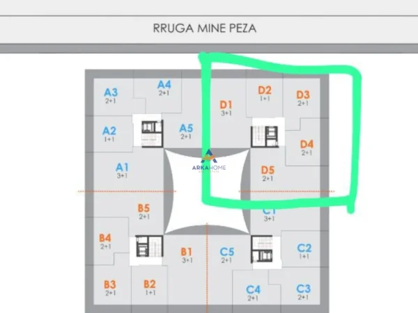 Tirane, jepet me qera ambjent biznesi Kati 2, 540 m² 5.000 € (Golden Tower)