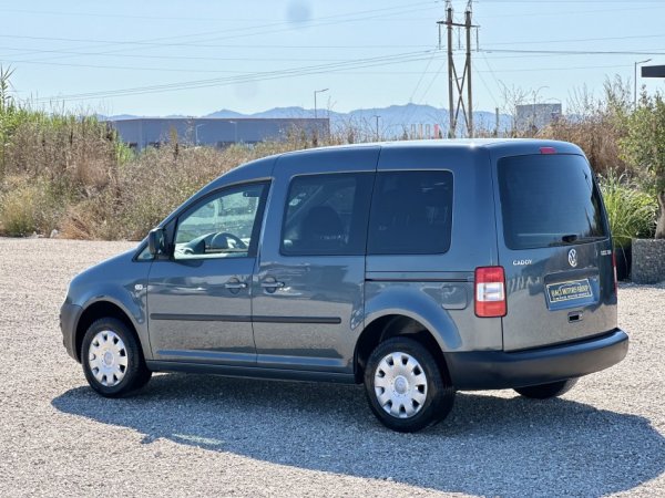 Durres, shitet makine VOLKSWAGEN CADDY 1.9 Nafte, gri e erret manuale Kondicioner 235 km