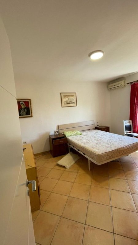 Tirane, jepet me qera apartament 2+1 Kati 5, 77 m² 500 € (Zogu i ZI)