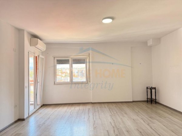 Tirane, shes apartament 3+1+Aneks+Ballkon Kati 6, 130 m² 236.000 € (ALIDEMI)