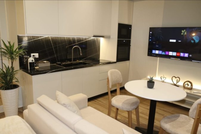 Tirane, shitet garsonier 1+1+Aneks+Ballkon Kati 1, 60 m² 260.000 € (21 Dhjetori)