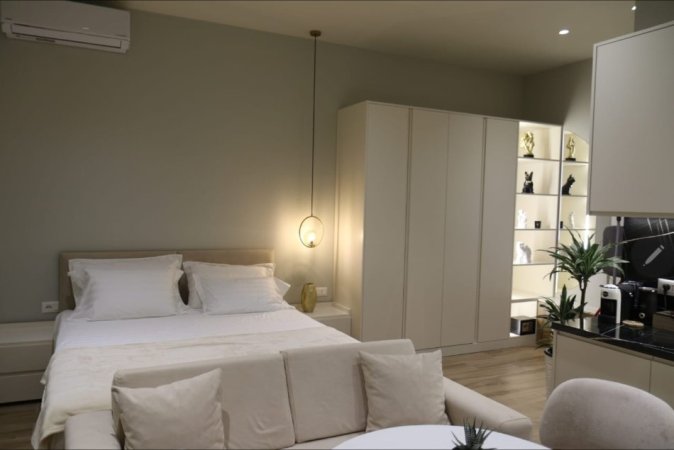 Tirane, shitet garsonier 1+1+Aneks+Ballkon Kati 1, 60 m² 260.000 € (21 Dhjetori)