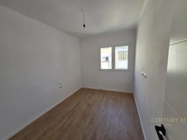 Tirane, shitet apartament 2+1 Kati 5, 55 m² 128.000 € 