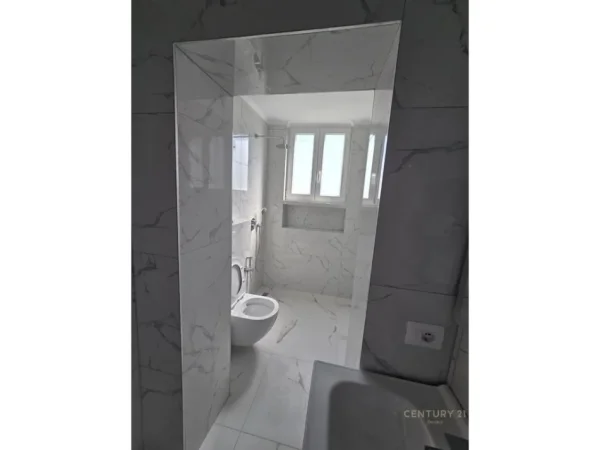 Tirane, shitet apartament 2+1 Kati 5, 55 m² 128.000 € 