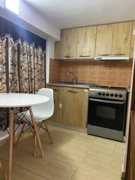 Tirane, jepet me qera garsonier 1+1 Kati 1, 40 m² 320 € (5 maji)