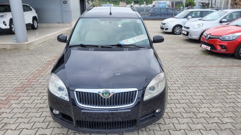 shitet skoda roomster 1.6 B+G 2008 Benzin+Gaz, e zeze automatik Klima 196.000 km 3.500 €