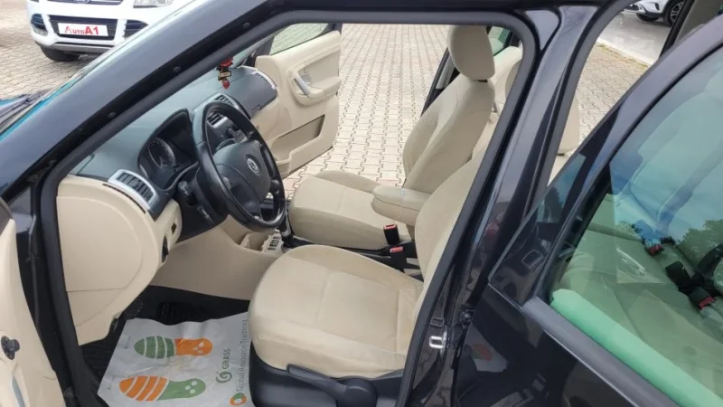 shitet skoda roomster 1.6 B+G 2008 Benzin+Gaz, e zeze automatik Klima 196.000 km 3.500 €