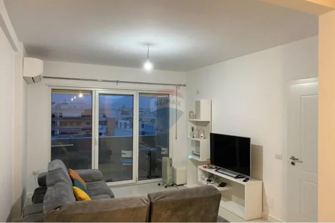 Tirane, shitet apartament 2+1+Ballkon Kati 8, 97 m² 155.000 € (Loni Ligori)