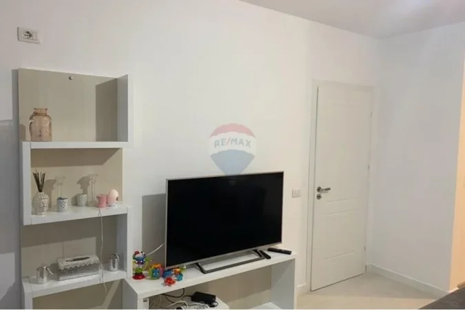 Tirane, shitet apartament 2+1+Ballkon Kati 8, 97 m² 155.000 € (Loni Ligori)