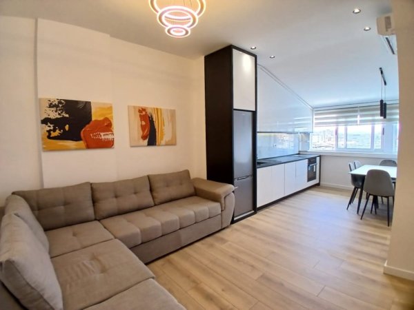 Tirane, shes apartament 1+1 , 53 m² (Rruga don bosko)