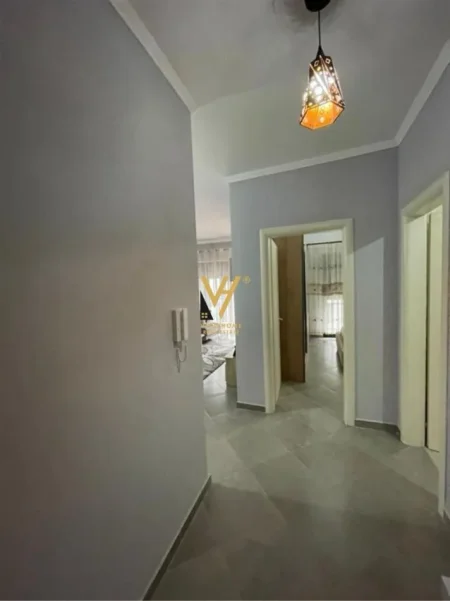 Tirane, jepet me qera apartament 1+1+Ballkon Kati 3, 75 m² 550 € (GREEN CITY UNAZA E RE)