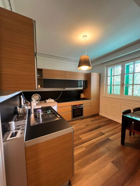 Tirane, jepet me qera apartament 2+1 Kati 2, 700 € 