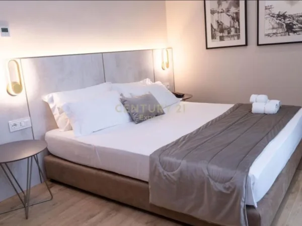 Vlore, shitet hotel Kati 2, 1.600 m² 4.900.000 € (Lungomare)