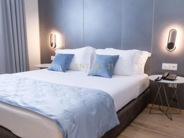 Vlore, shitet hotel Kati 2, 1.600 m² 4.900.000 € (Lungomare)