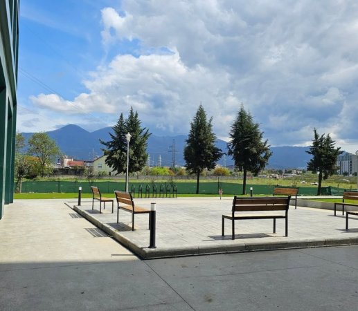 Tirane, shitet  2+1+parkim ,Kati 4, 99 m² 186.000 € (Bulevardi I Ri)